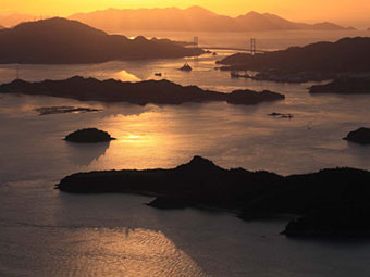 瀬戸内海国立公園「筆影山・竜王山」