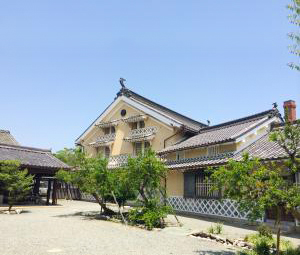 木蝋(もくろう)資料館　上芳我邸