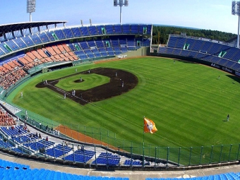 ひなたサンマリンスタジアム（宮崎総合運動公園）