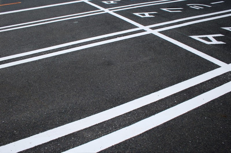 無料駐車場 (中・大型車駐車不可)